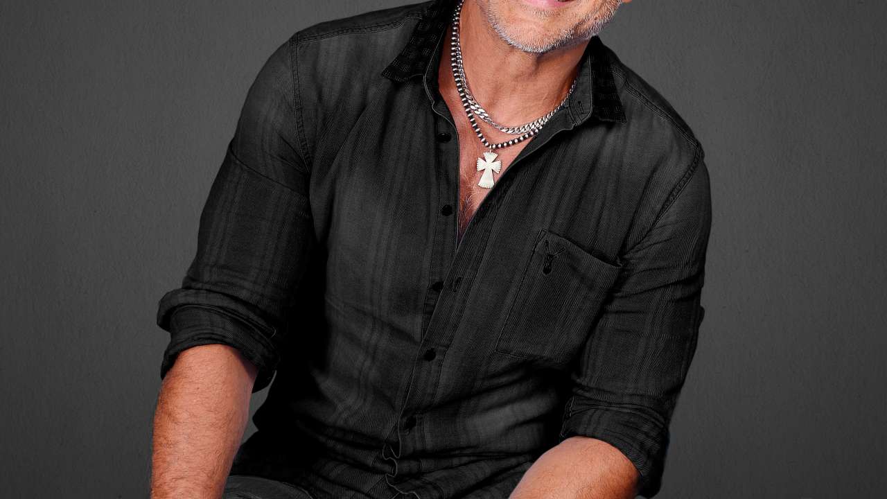 PRESS RELEASE: JON STEVENS returns with new solo album SHIMMER announces SUMMER OF LOVE ROCKFEST featuring WOLFMOTHER and THE SCREAMING JETS