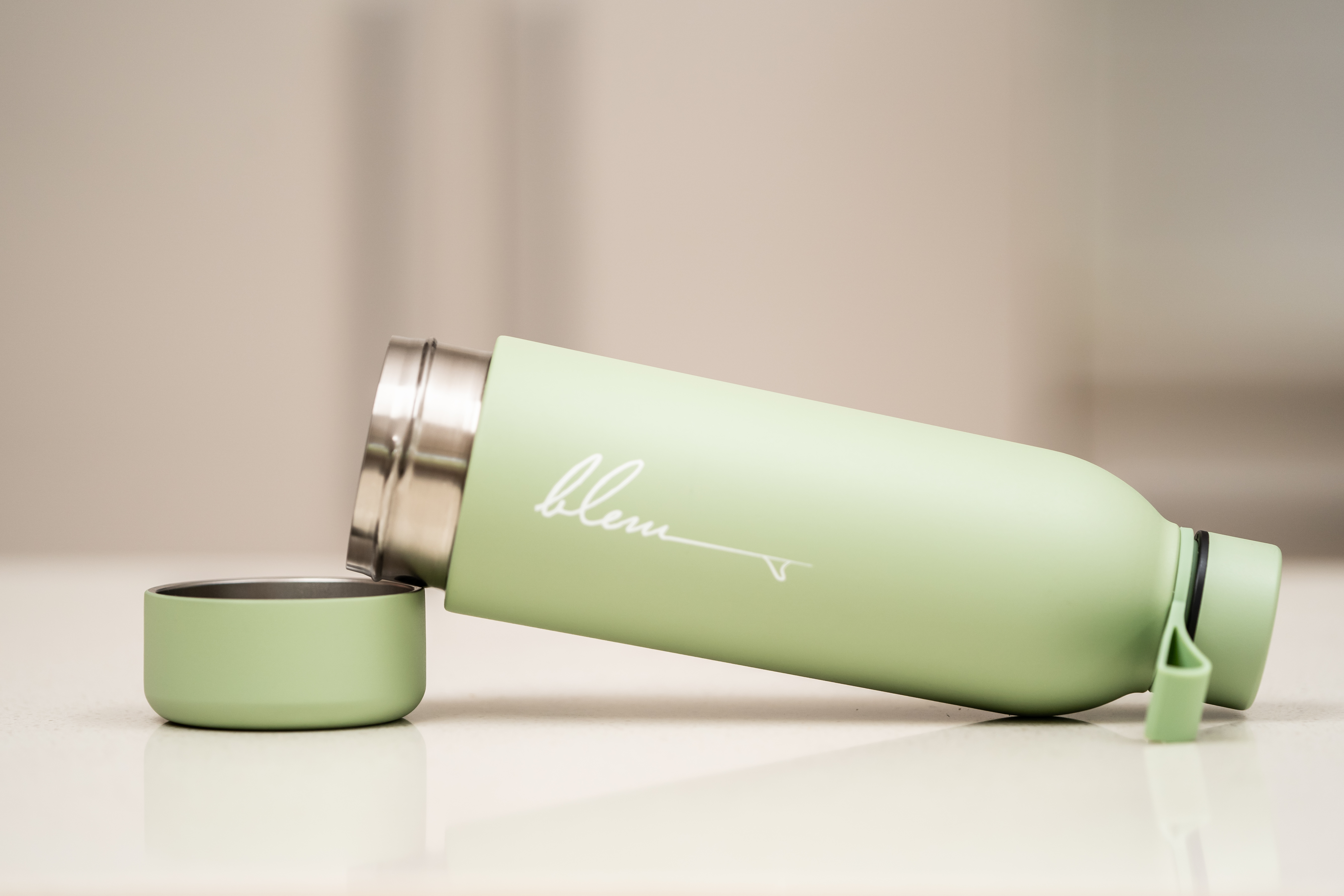 PRESS RELEASE: Innovative reusable bottle puts sustainability and style at the forefront
