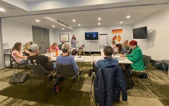 PRESS RELEASE: Ever wanted to get paid to travel? Get the skills to be a tour guide at a practical three-day micro-credential course