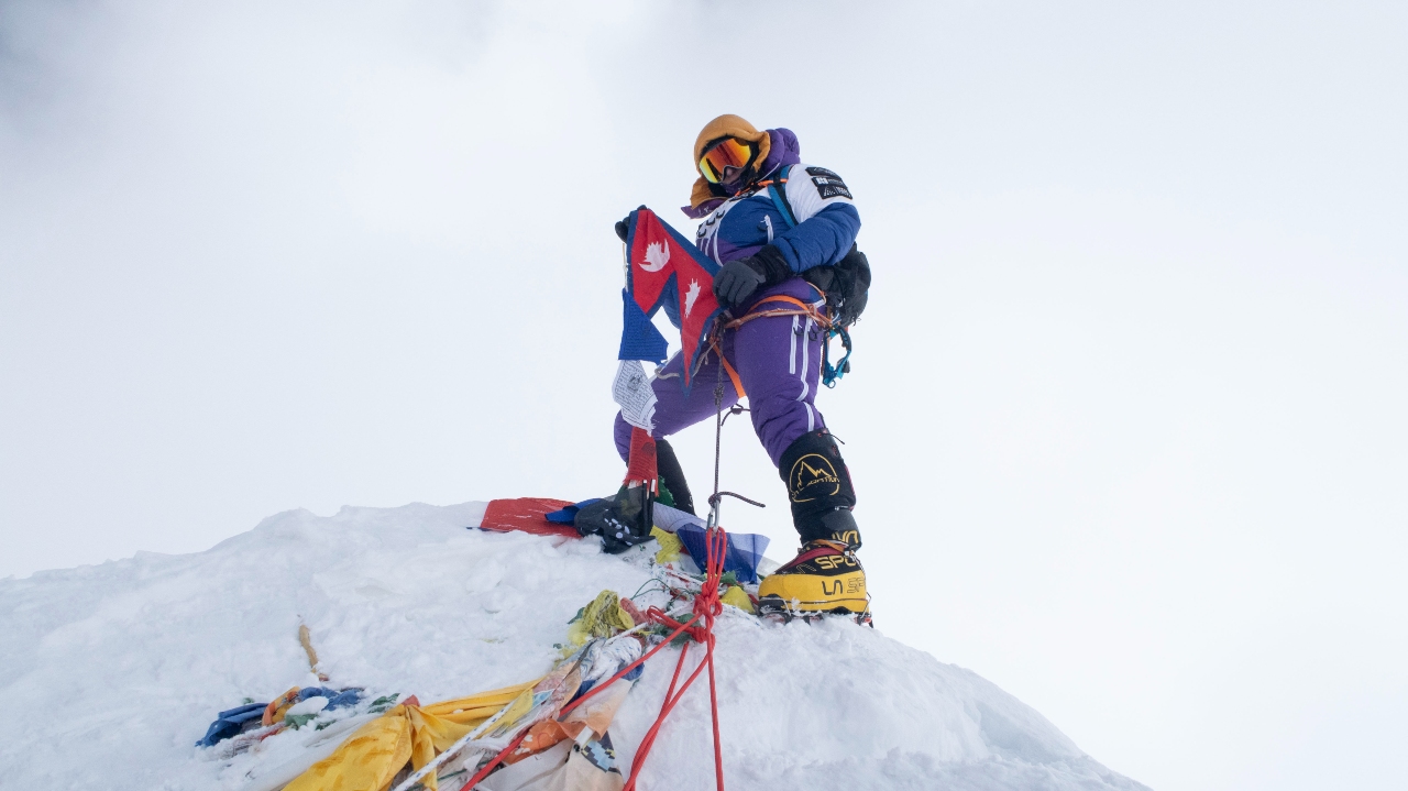 PRESS RELEASE: First Pictures of Australian Climber Setting Two Records with her Himalayan Summit.