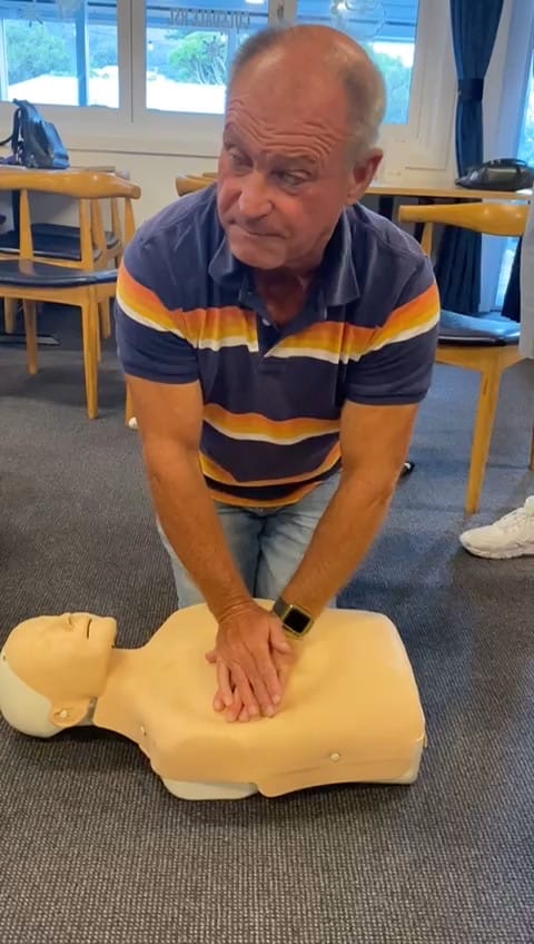 PRESS RELEASE: Tour operator for blind and low-vision travellers team up with the Dave Winner Foundation to create inclusive CPR courses for vision-impaired Australians