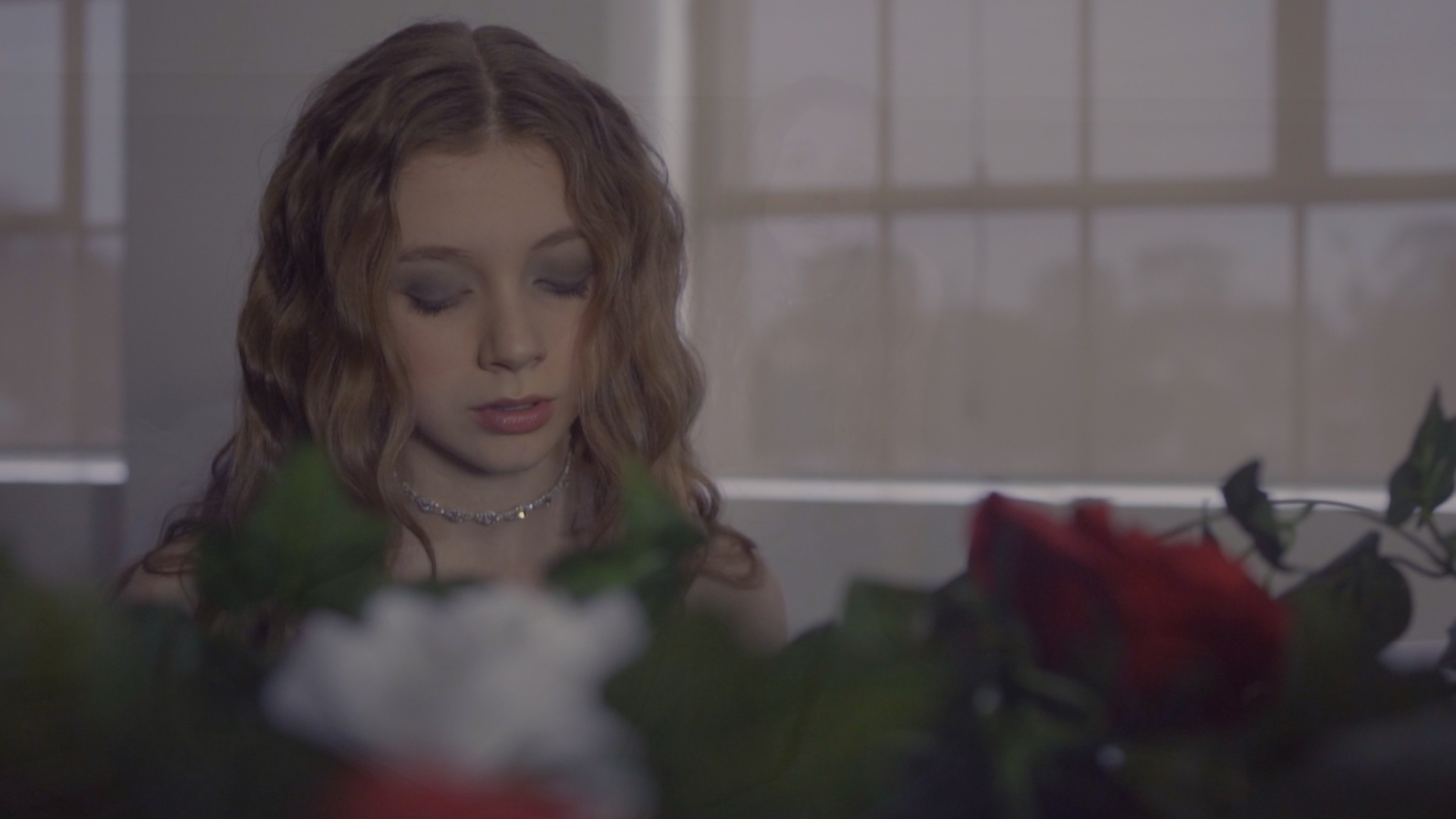 PRESS RELEASE: Bailey Perrie finds her Way Out of The Dark with this emotional New Music Release