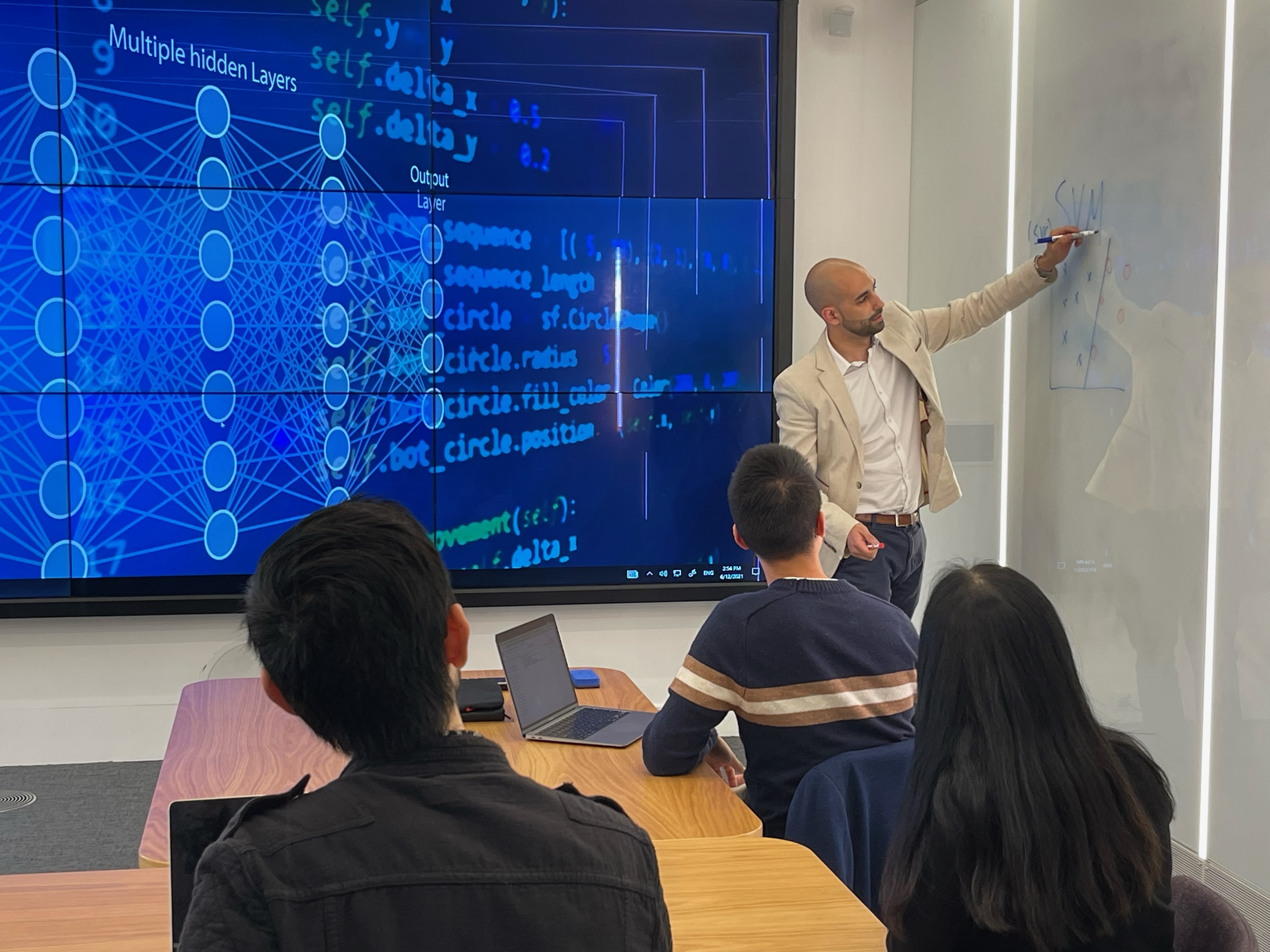 PRESS RELEASE: Tech Industry calls on Teachers to switch careers