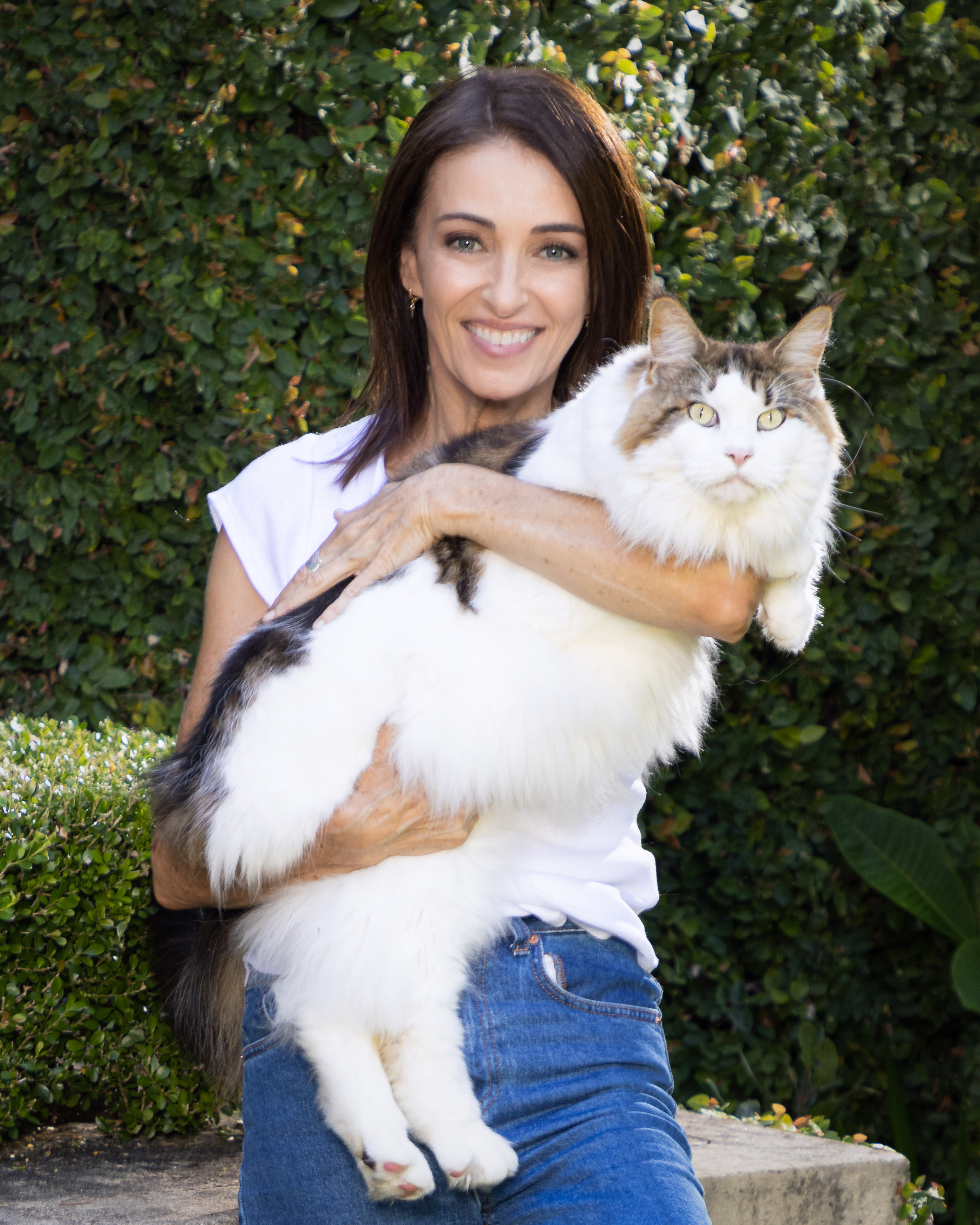 PRESS RELEASE: Dr. Katrina Warren shares her Ten Tips for Keeping Your Dog Cool and Hydrated (Interviews Available)